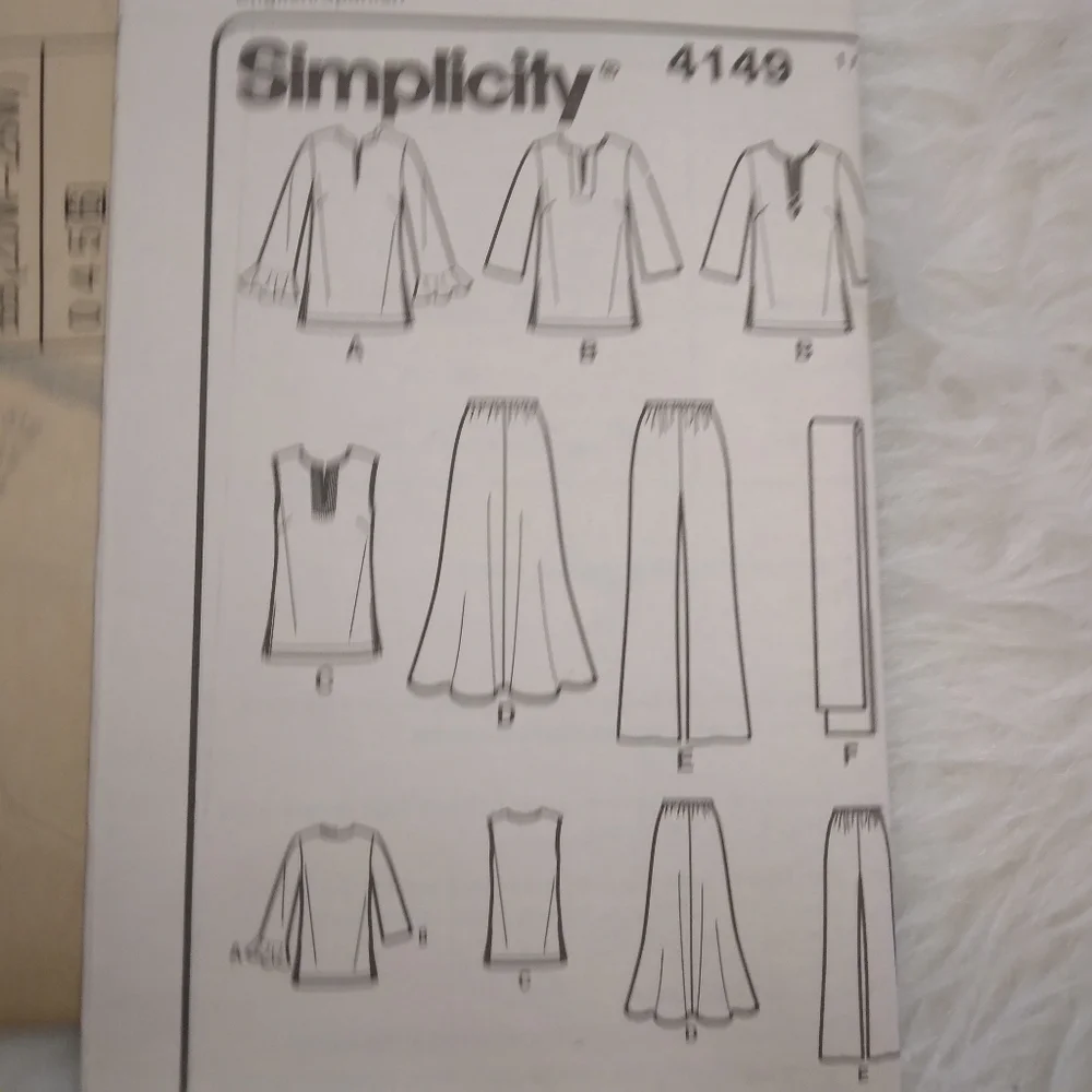 SIMPLICITY 4149 SZ 20W-28W. Women's Easy To Sew Separates